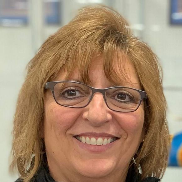 Meet your Posher, Lori - Picture 1 of 1